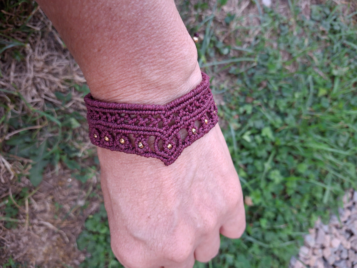 manchette tissé à la main en micro macramé