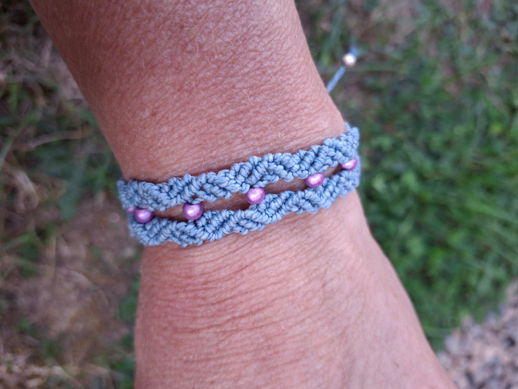 bracelet tissé à la main en micro macramé