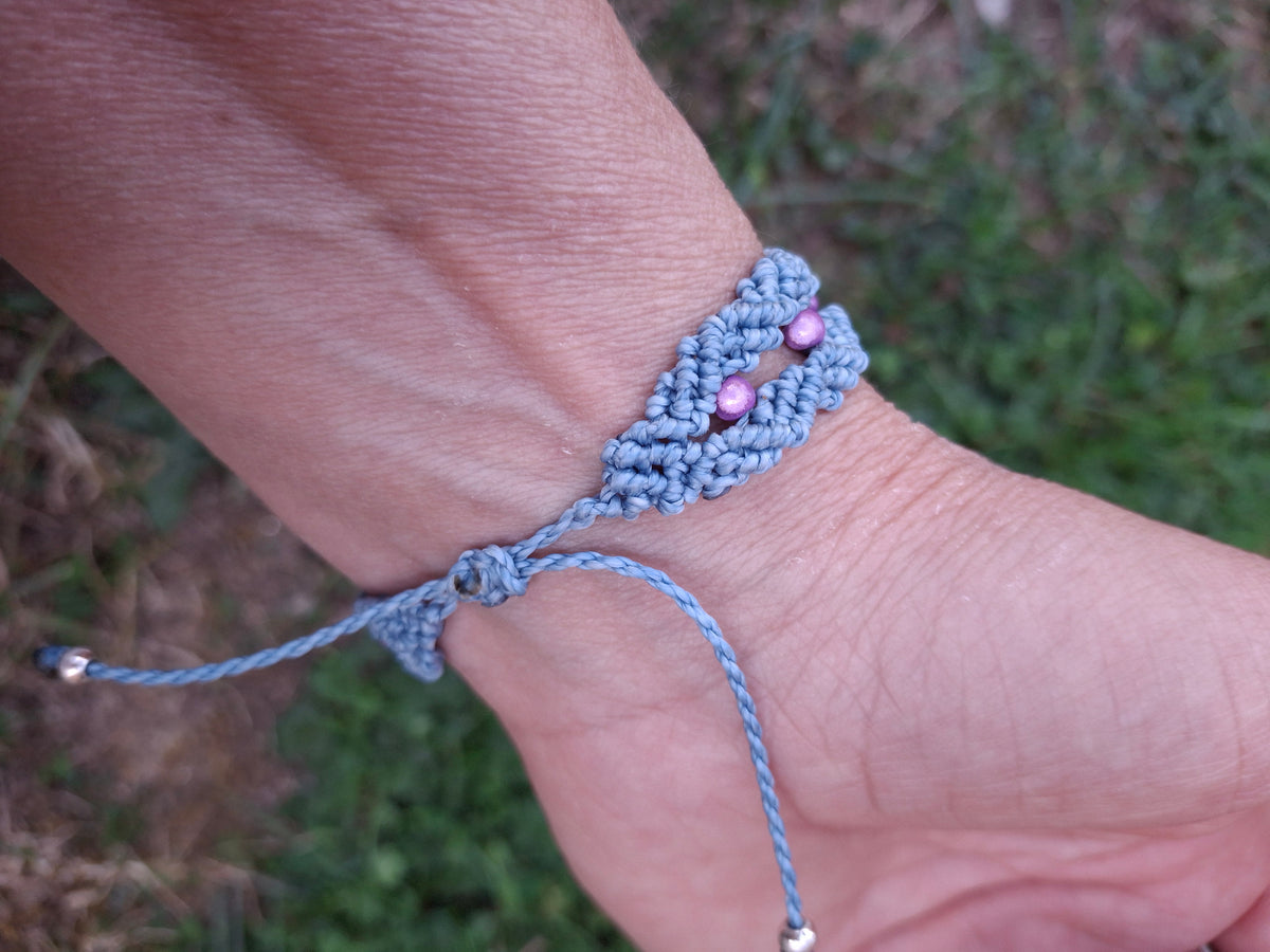 bracelet tissé à la main en micro macramé