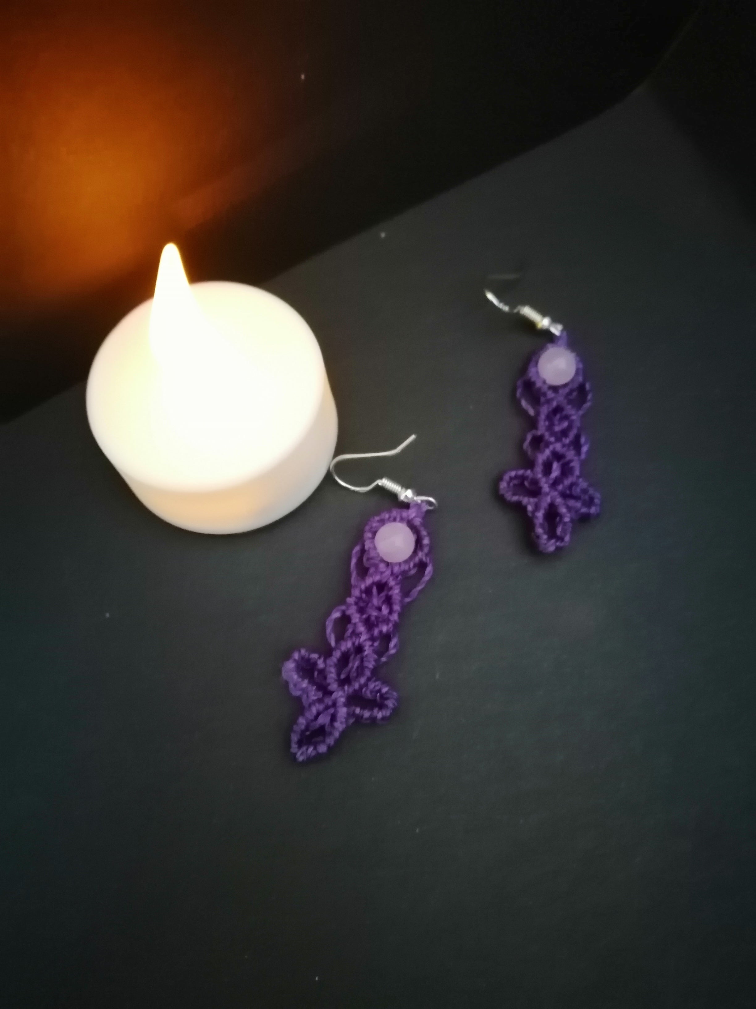 Boucles d'oreille violette et quartz rose