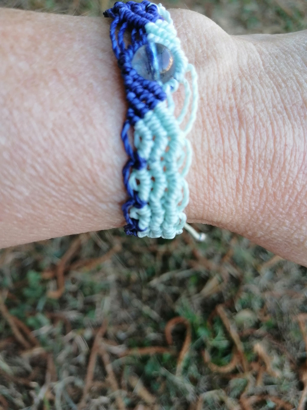 bracelet tissé à la main en micro macramé