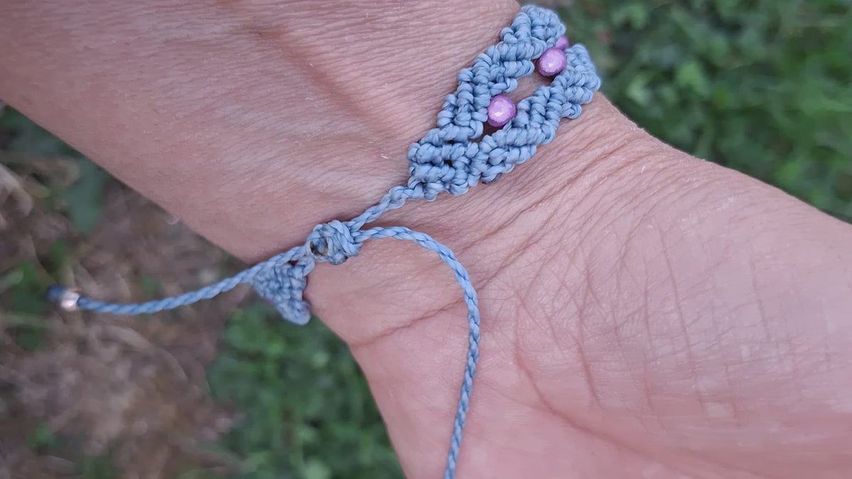 bracelet tissé à la main en micro macramé